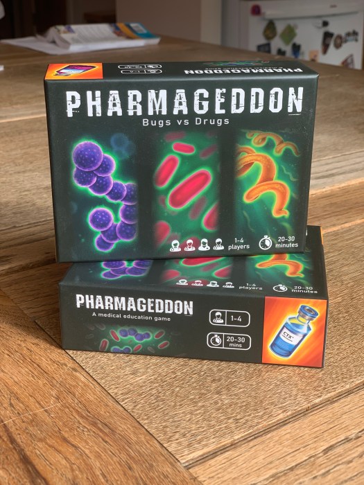 Image of Pharmaggedon: Bugs vs Drugs in its box